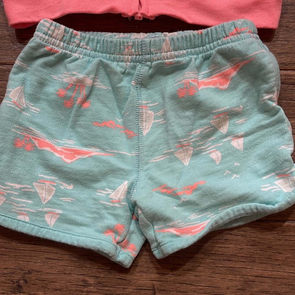 Carter’s outfit - Picture 2 of 5
